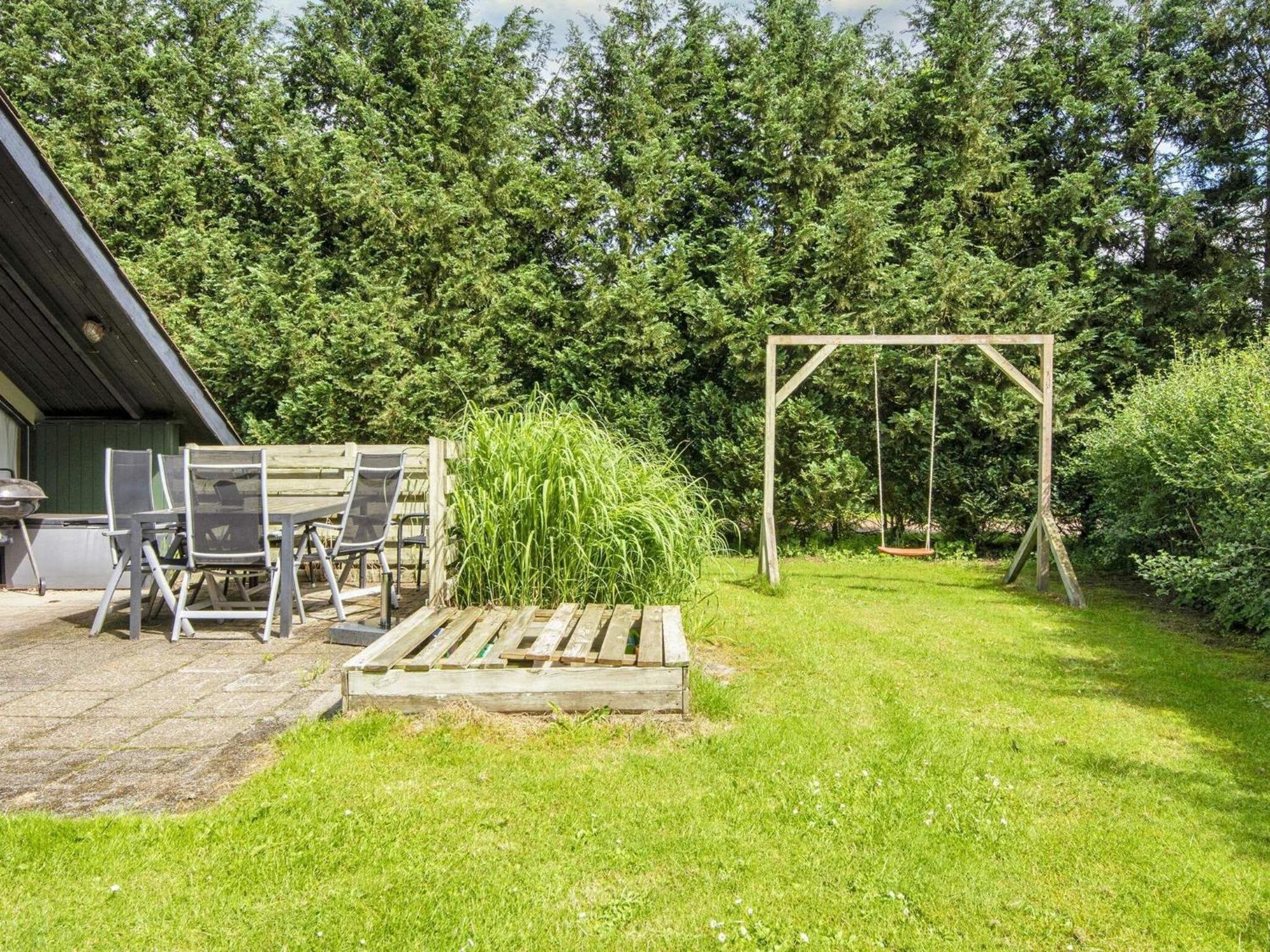 6 Person Holiday Home In Ansager Eksteriør bilde